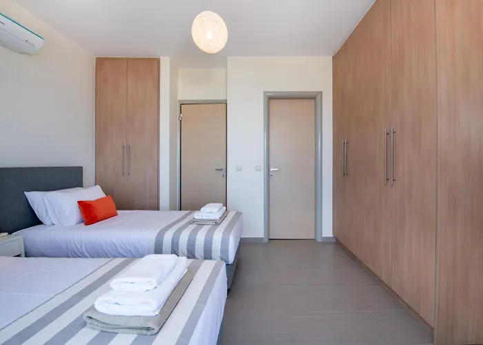 Ashlin Seaside Luxury Apartment