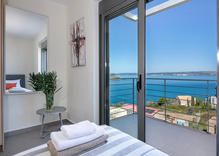 Ashlin Seaside Luxury