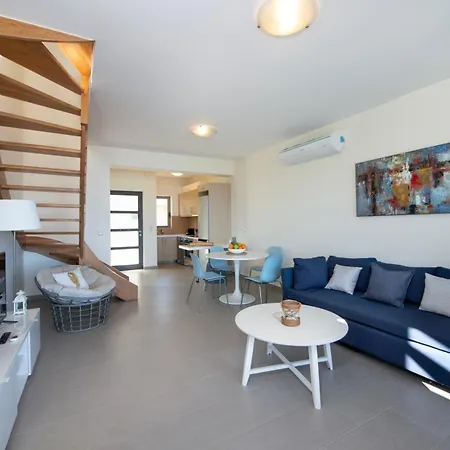 Апартаменти Ashlin Seaside Luxury *