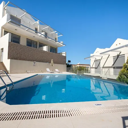 Ashlin Seaside Luxury Апартаменти *